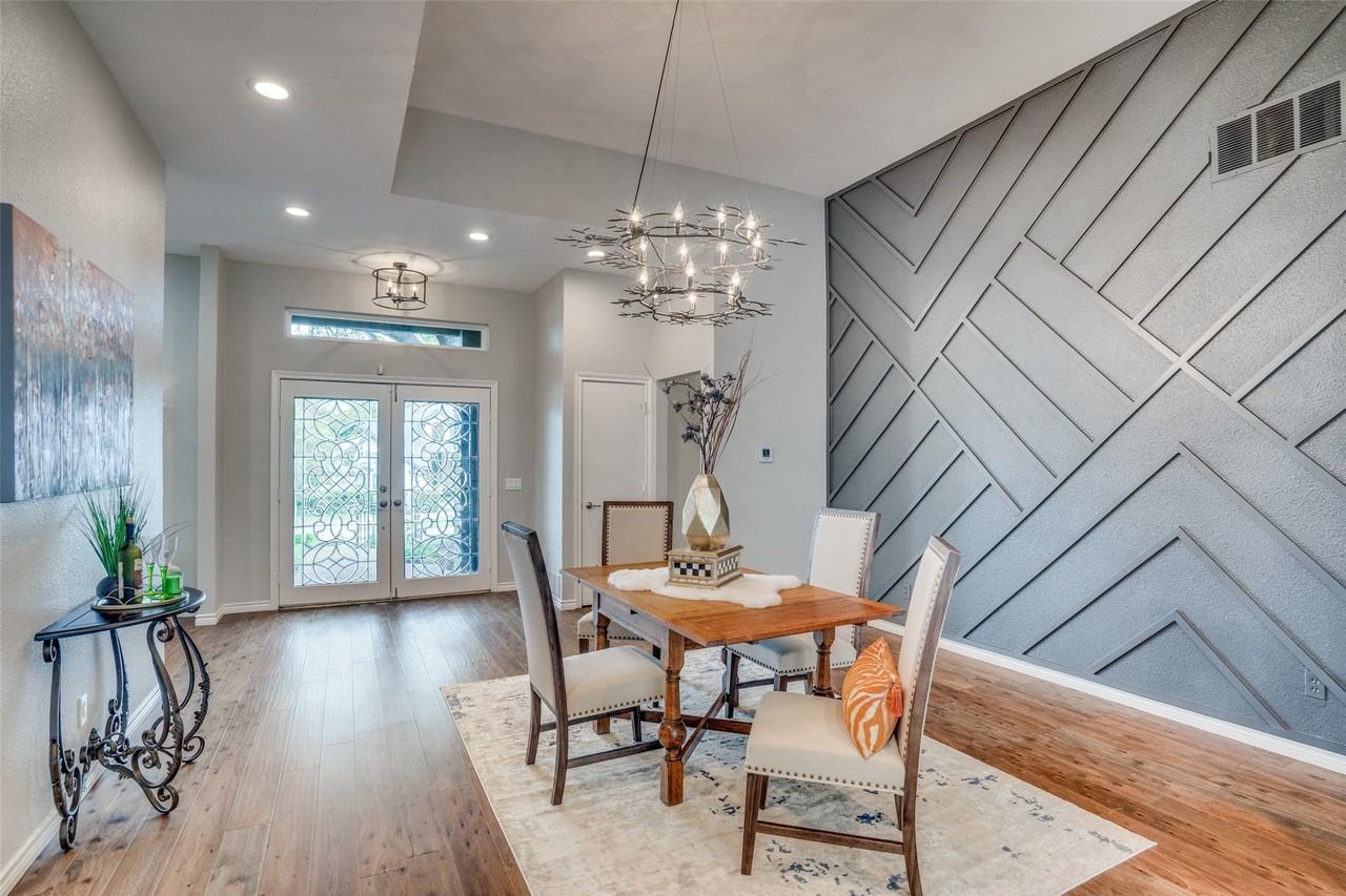5906 Brushy Creek Trl - Photo 4 of 25
