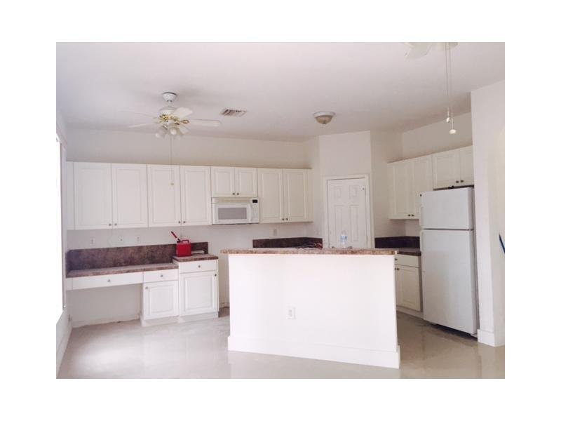 11354 NE 57th Terrace - Photo 2 of 4