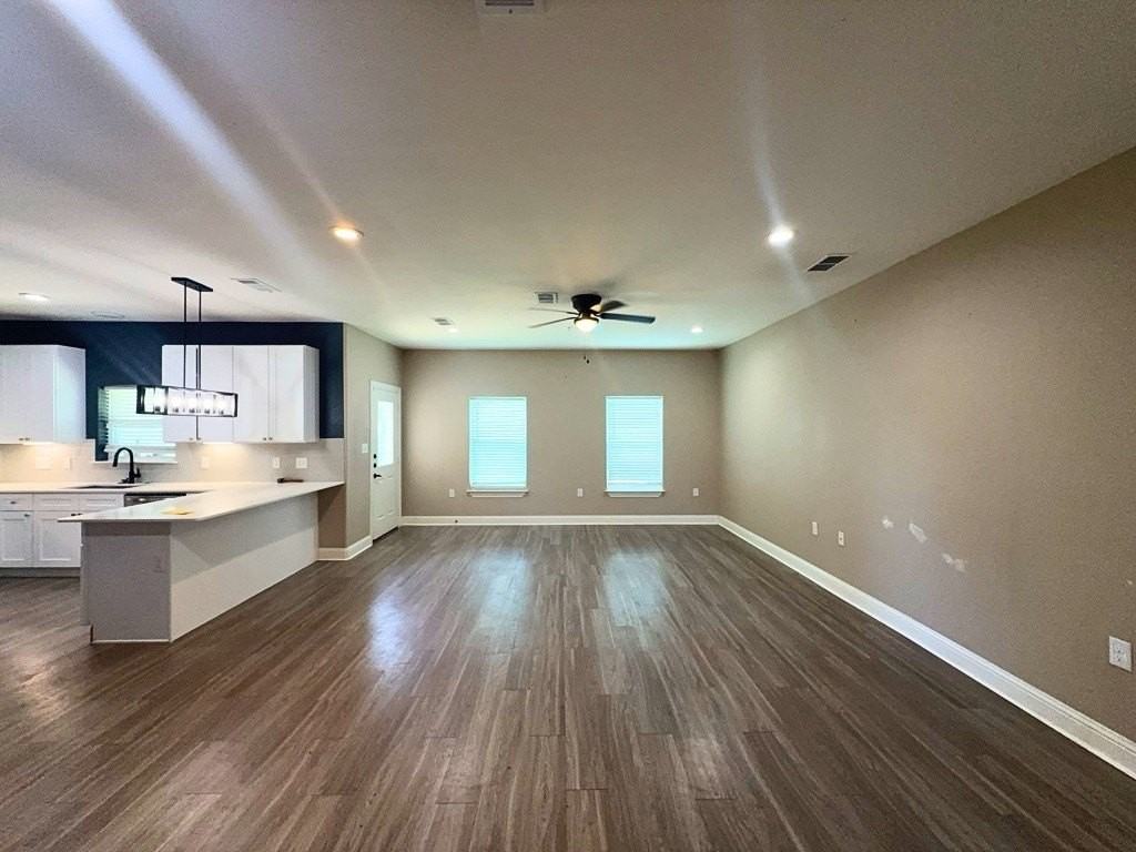 1017 Debby Ct - Photo 2 of 22