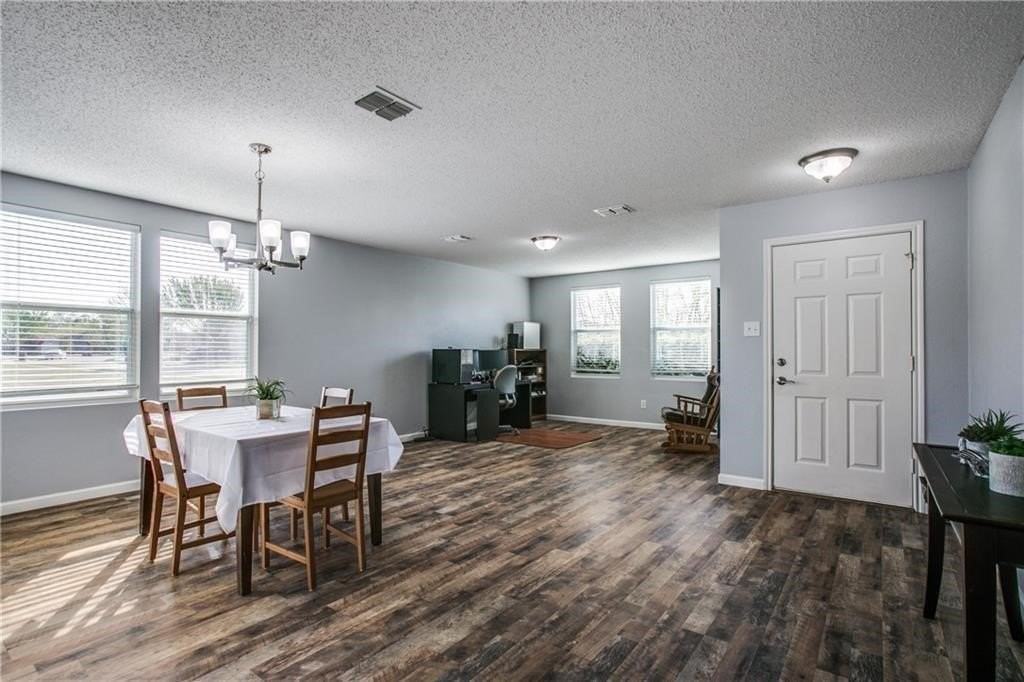 5400 Cedar Mountain Dr - Photo 4 of 14