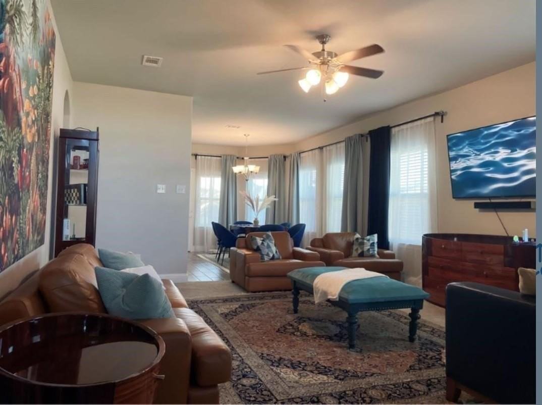 632 Redwood Dr - Photo 4 of 7
