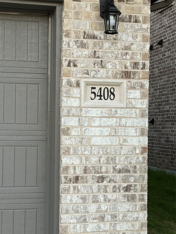 5408 Locke Dr - Photo 3 of 40