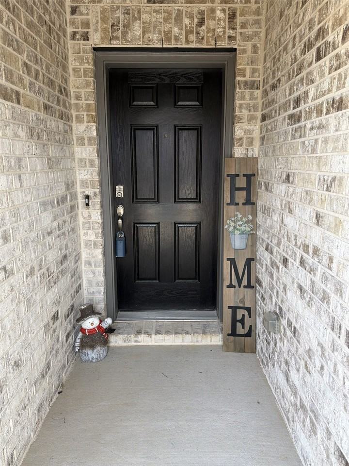 5408 Locke Dr - Photo 4 of 40