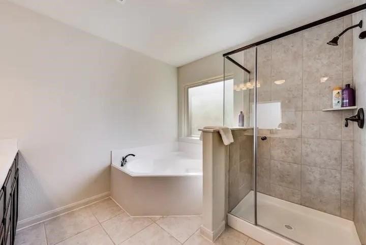 808 Oak Vly - Photo 5 of 9