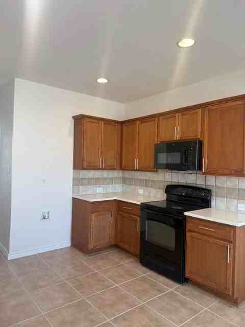 2021 Brook Meadow Dr - Photo 6 of 23