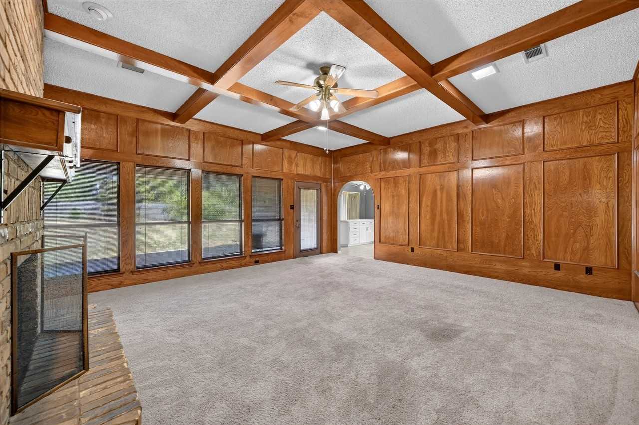 1226 Ranch Valley Dr - Photo 7 of 40