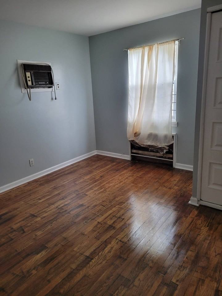 99 Washington Ave #1stFL - Photo 2 of 5