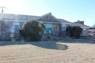 200 E Marshall Dr - Photo 1 of 1