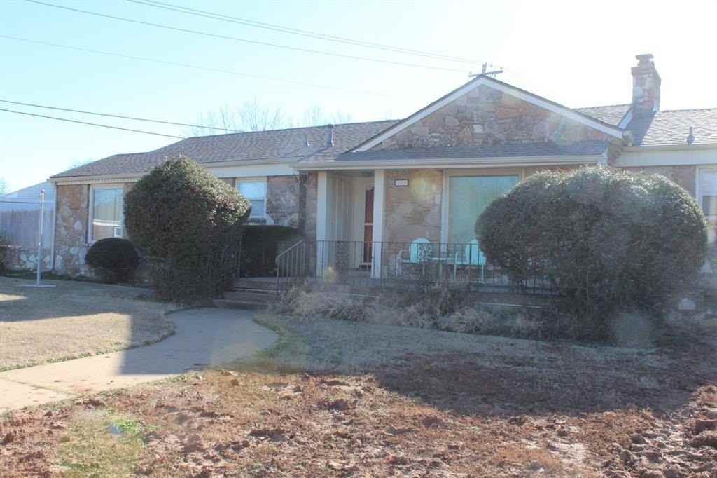 200 E Marshall Dr - Photo 2 of 32