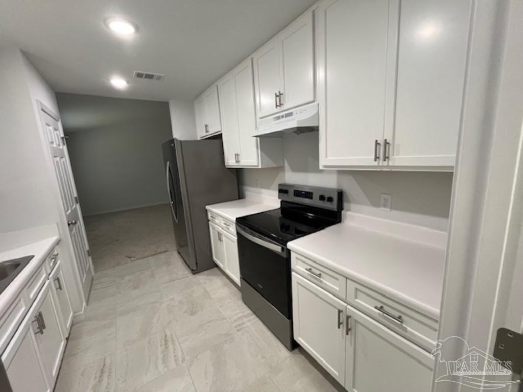 9606 Pickwood Dr - Photo 3 of 17