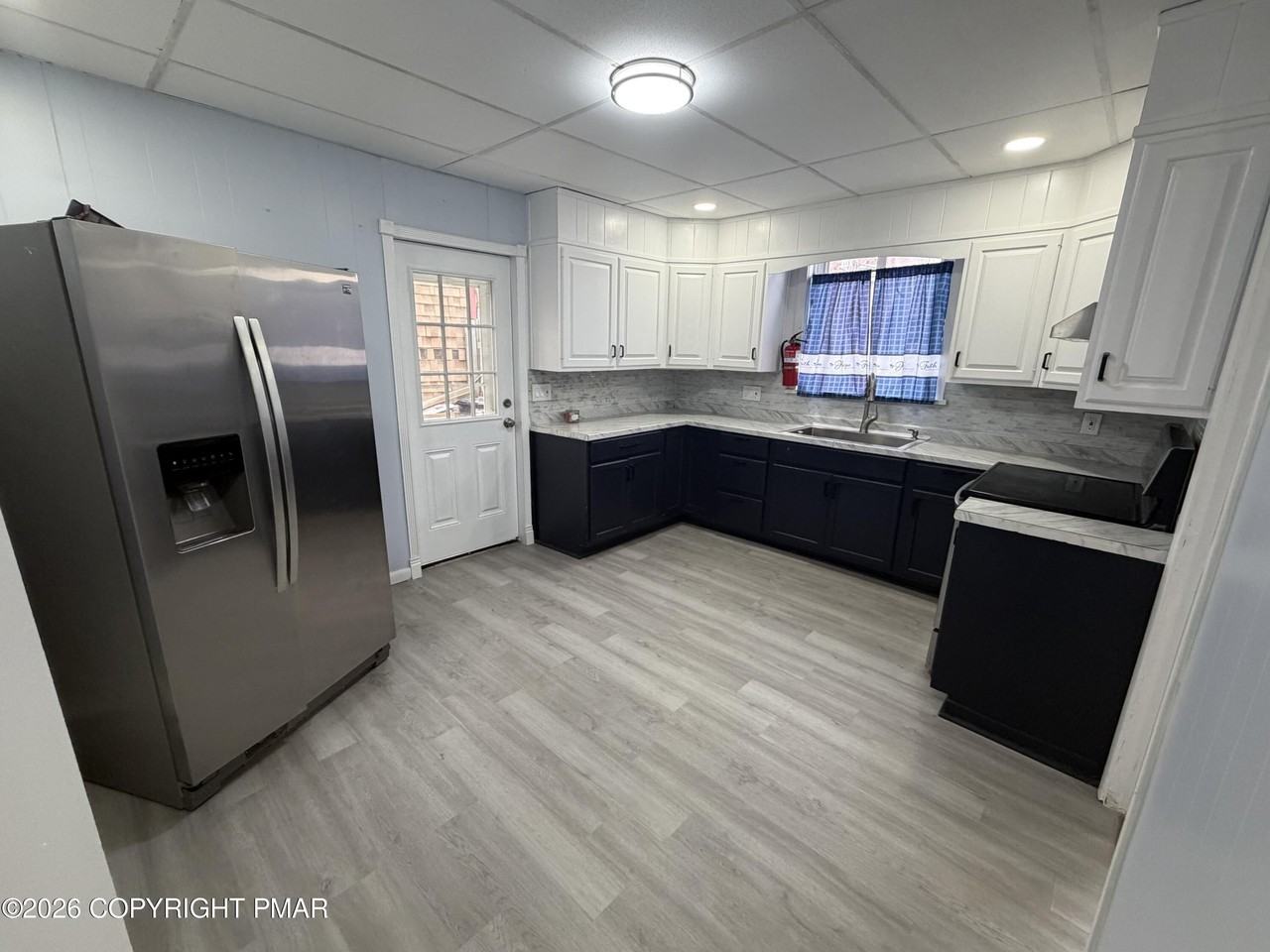 101 N Jardin St - Photo 6 of 14