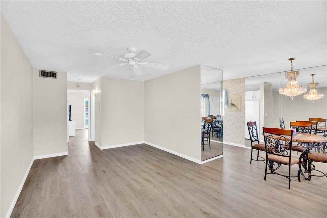 18 Vista Gardens Trl #205 - Photo 2 of 25