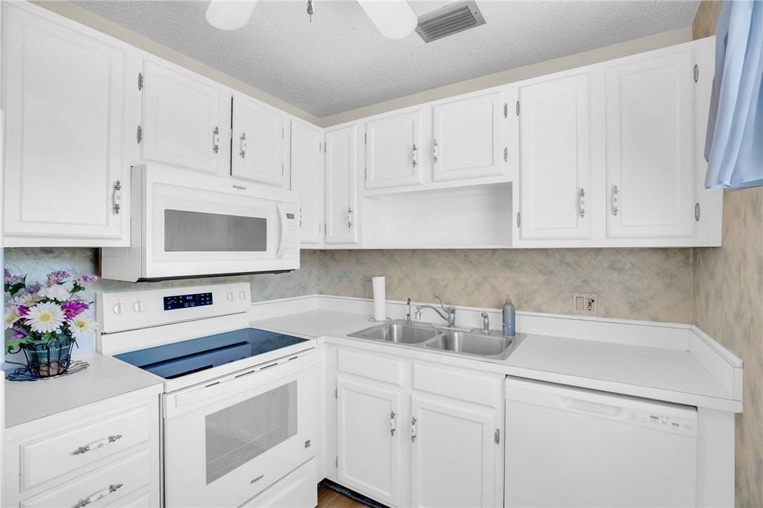 18 Vista Gardens Trl #205 - Photo 6 of 25