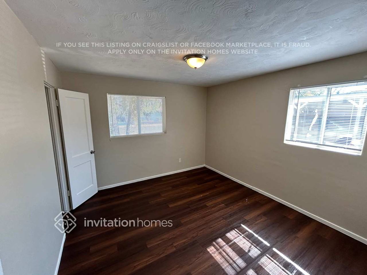 2928 W San Juan Ave - Photo 5 of 9