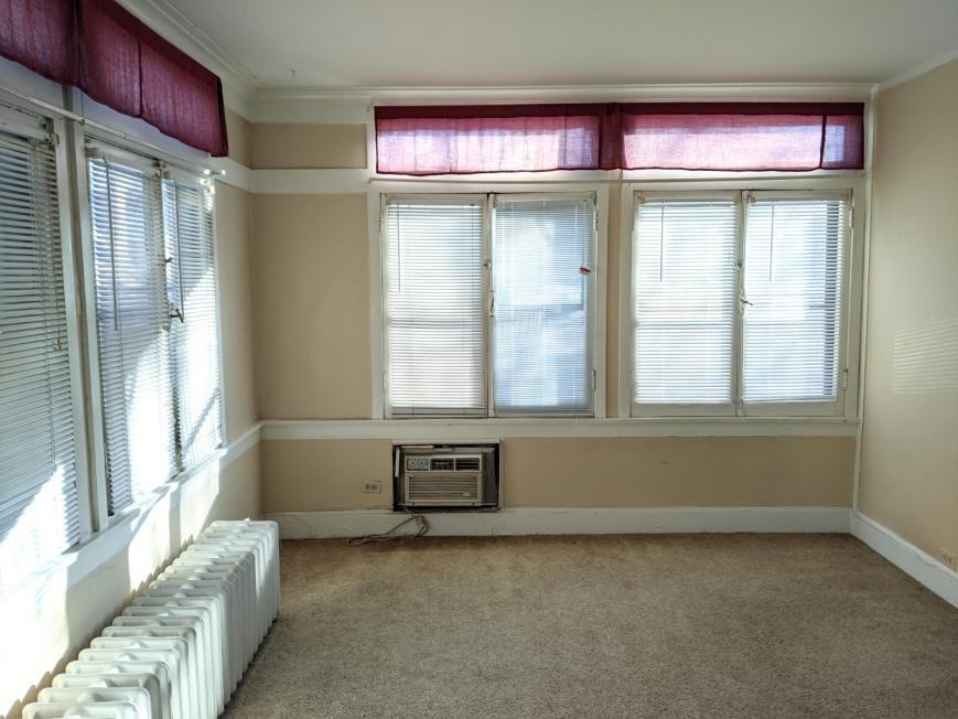 1453 Ridge Ave - Photo 4 of 8