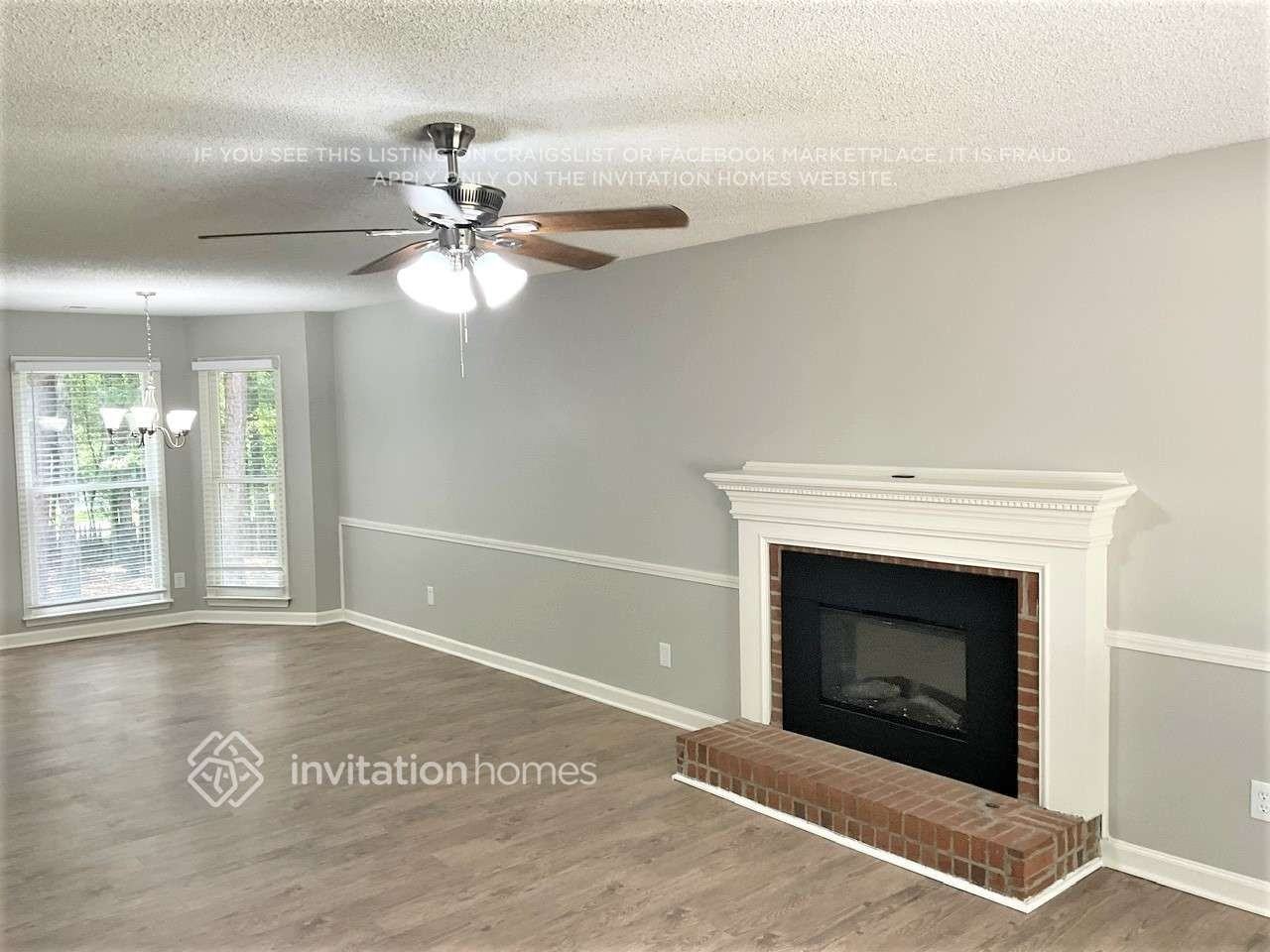 330 Brooke Wood Dr - Photo 2 of 13
