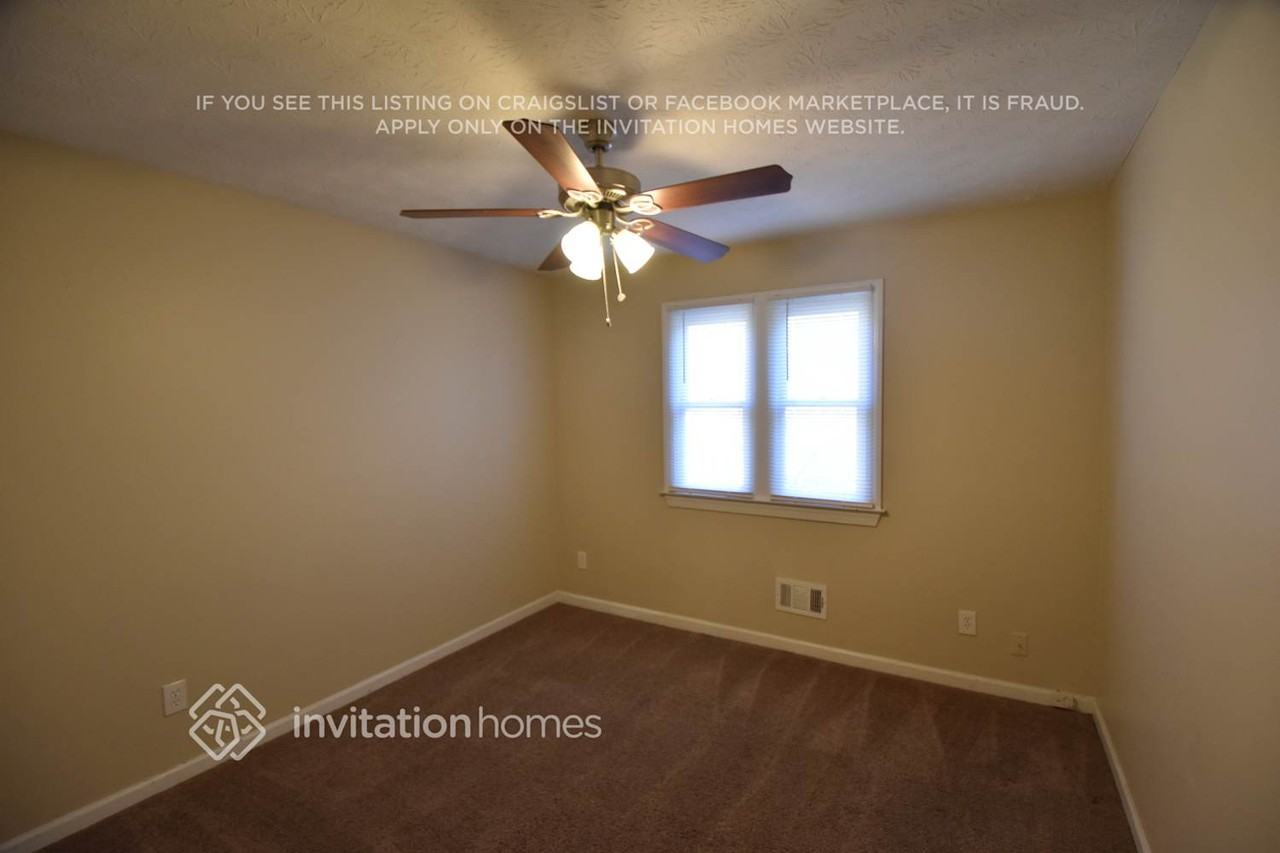 2795A Coventry Grn Se - Photo 5 of 9