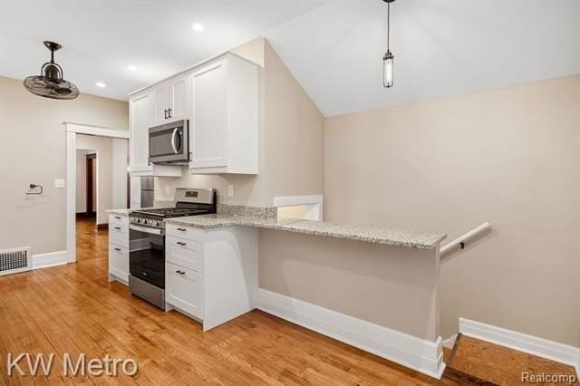 434 N Center St - Photo 7 of 32