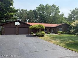 featured image of 5050 Winewood Ln