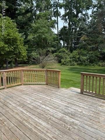 5050 Winewood Ln - Photo 5 of 24
