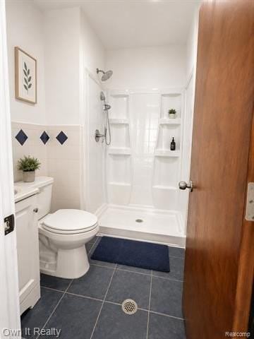 2490 Glendale St - Photo 5 of 13