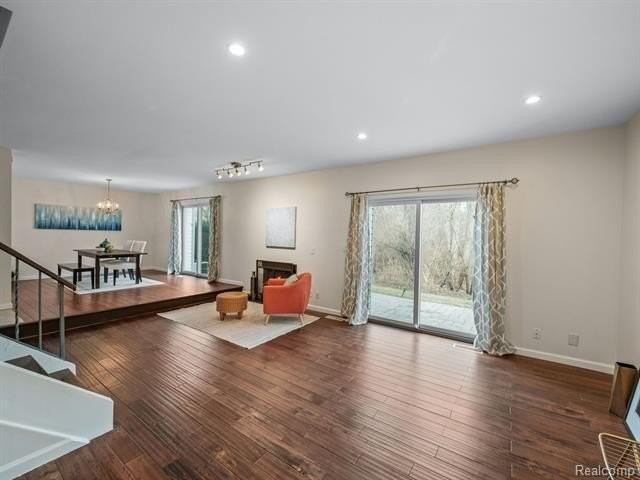 177 E Long Lake Rd - Photo 4 of 19