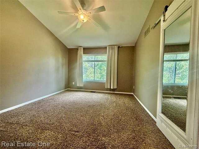 3068 Bridlewood Dr - Photo 7 of 26
