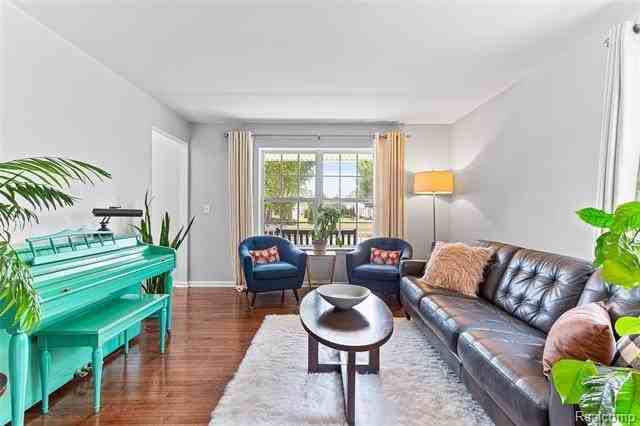 32724 Laurelwood Ct - Photo 6 of 50