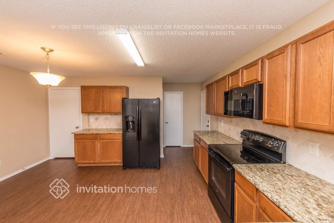 3450 Post Oak Dr - Photo 5 of 22