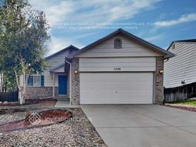 5798 Charlotte Pkwy - Photo 1 of 1