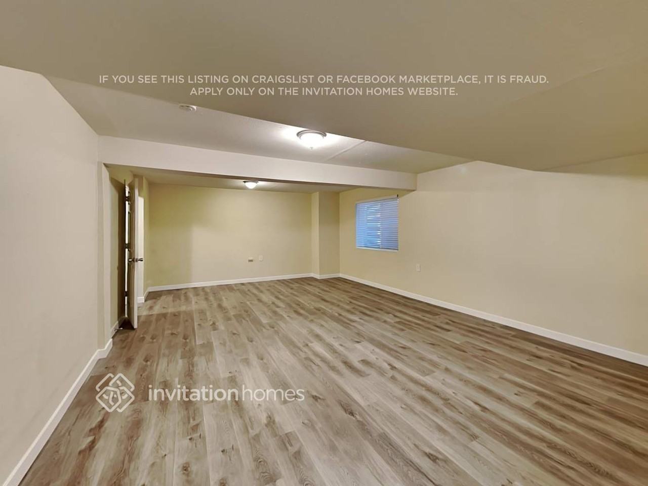 5798 Charlotte Pkwy - Photo 5 of 21
