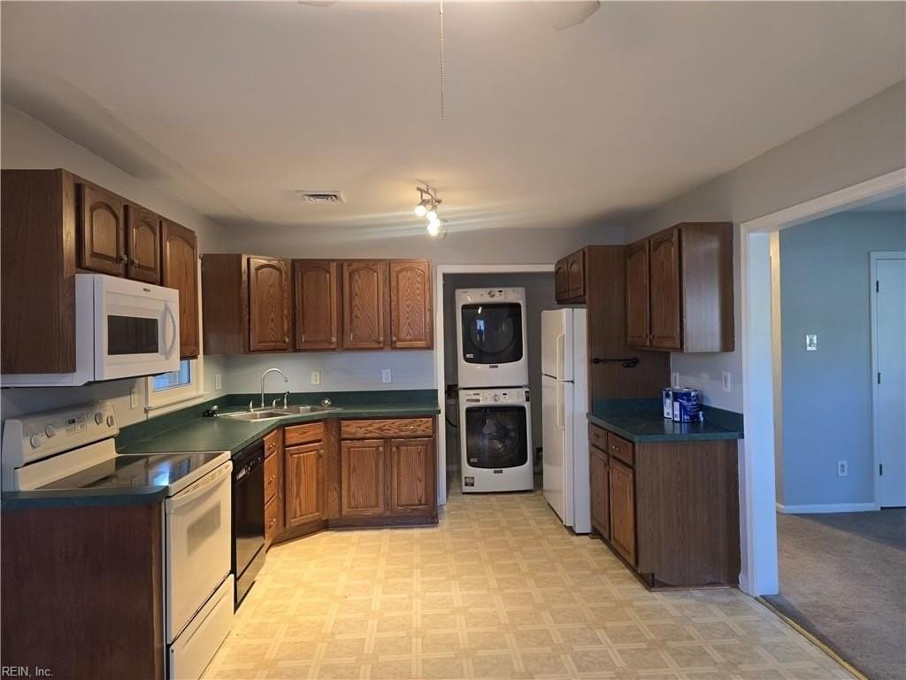 900 Bailey Pl - Photo 6 of 25