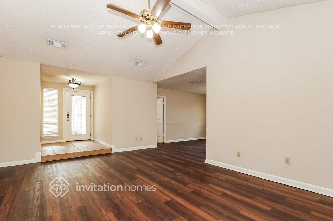 23414 Lestergate Dr - Photo 5 of 17