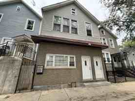 4812 S Elizabeth St - Photo 1 of 1