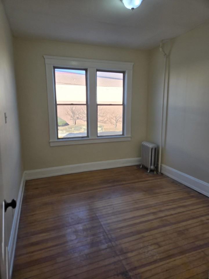 436 Anderson Ave ##2 - Photo 5 of 6
