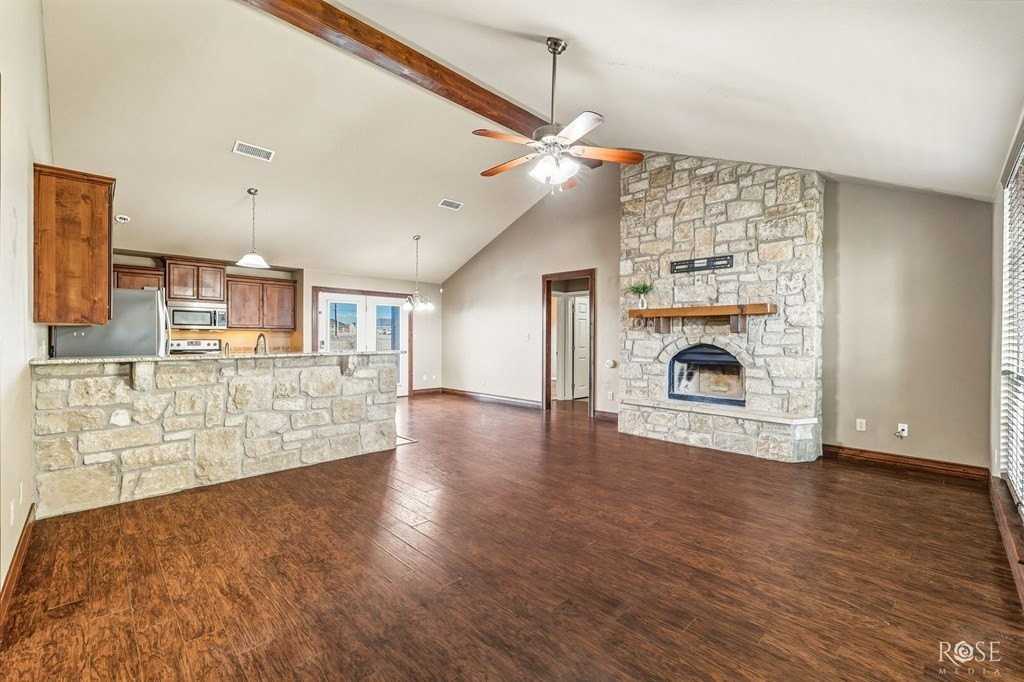 8083 Elk Run - Photo 7 of 42