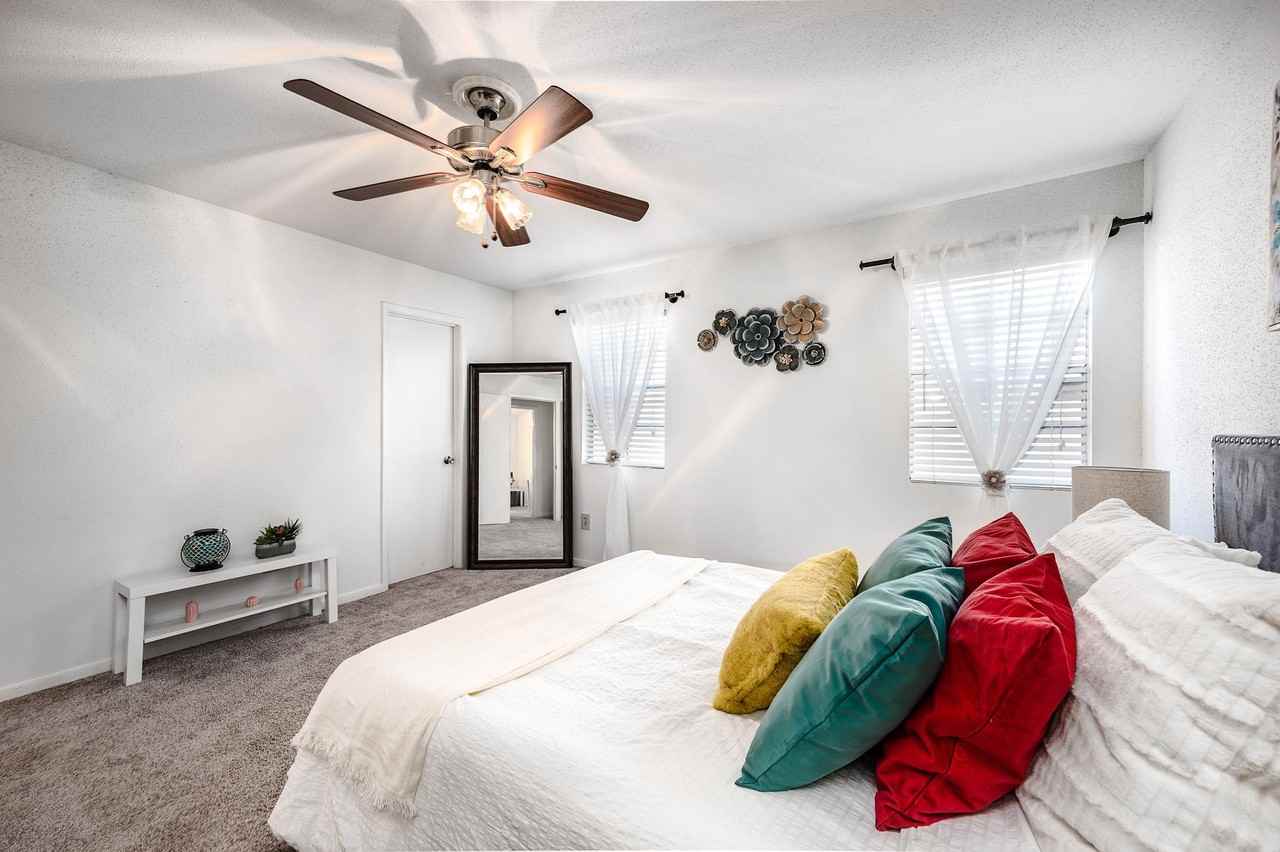 8003 Woodway Dr Apt 12b - Photo 6 of 19