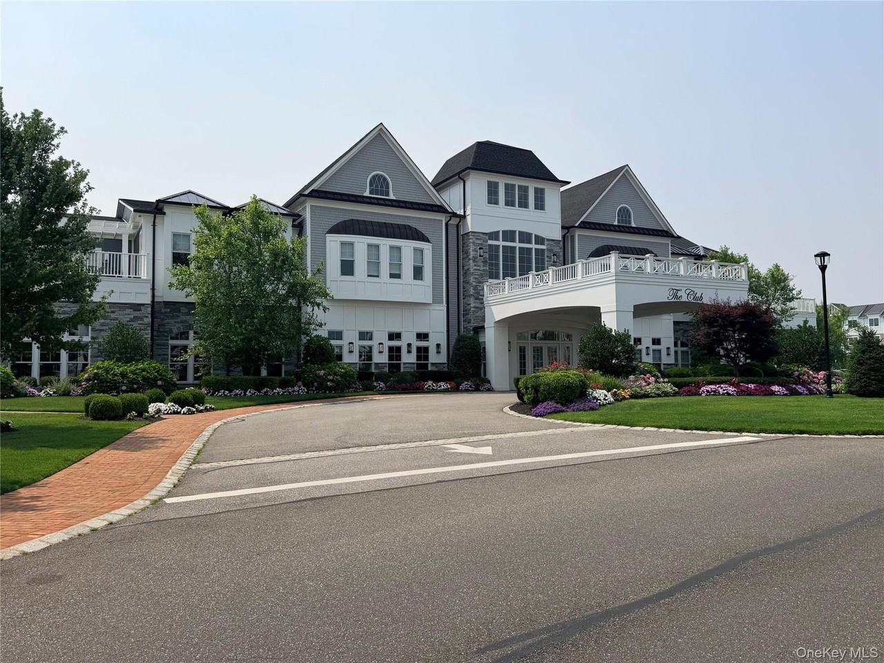 17205 Aspenwood Dr - Photo 2 of 17
