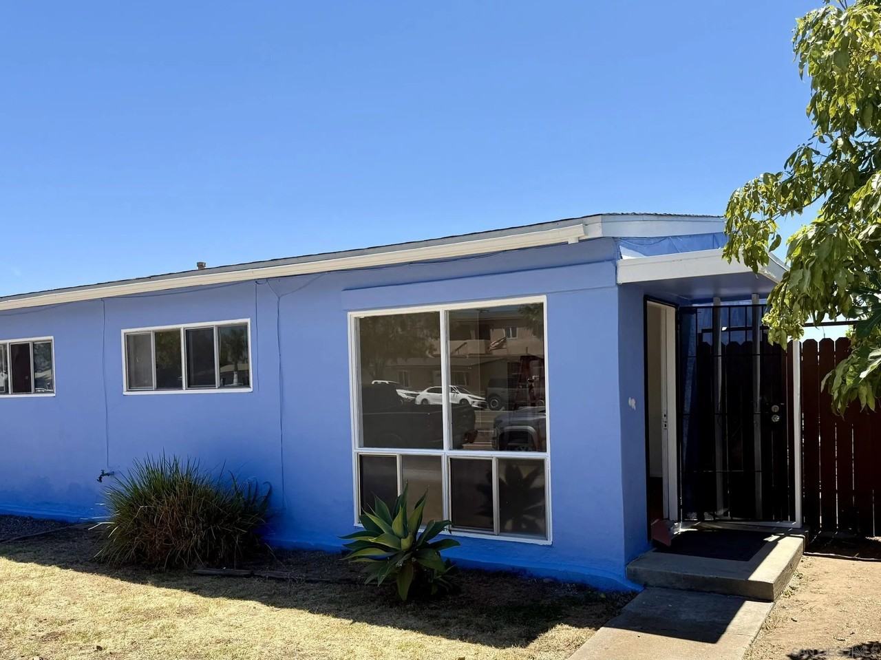 3521 Clairemont Mesa Blvd - Photo 2 of 11