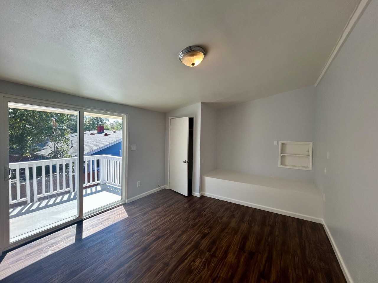521 W Anapamu St #B - Photo 7 of 12