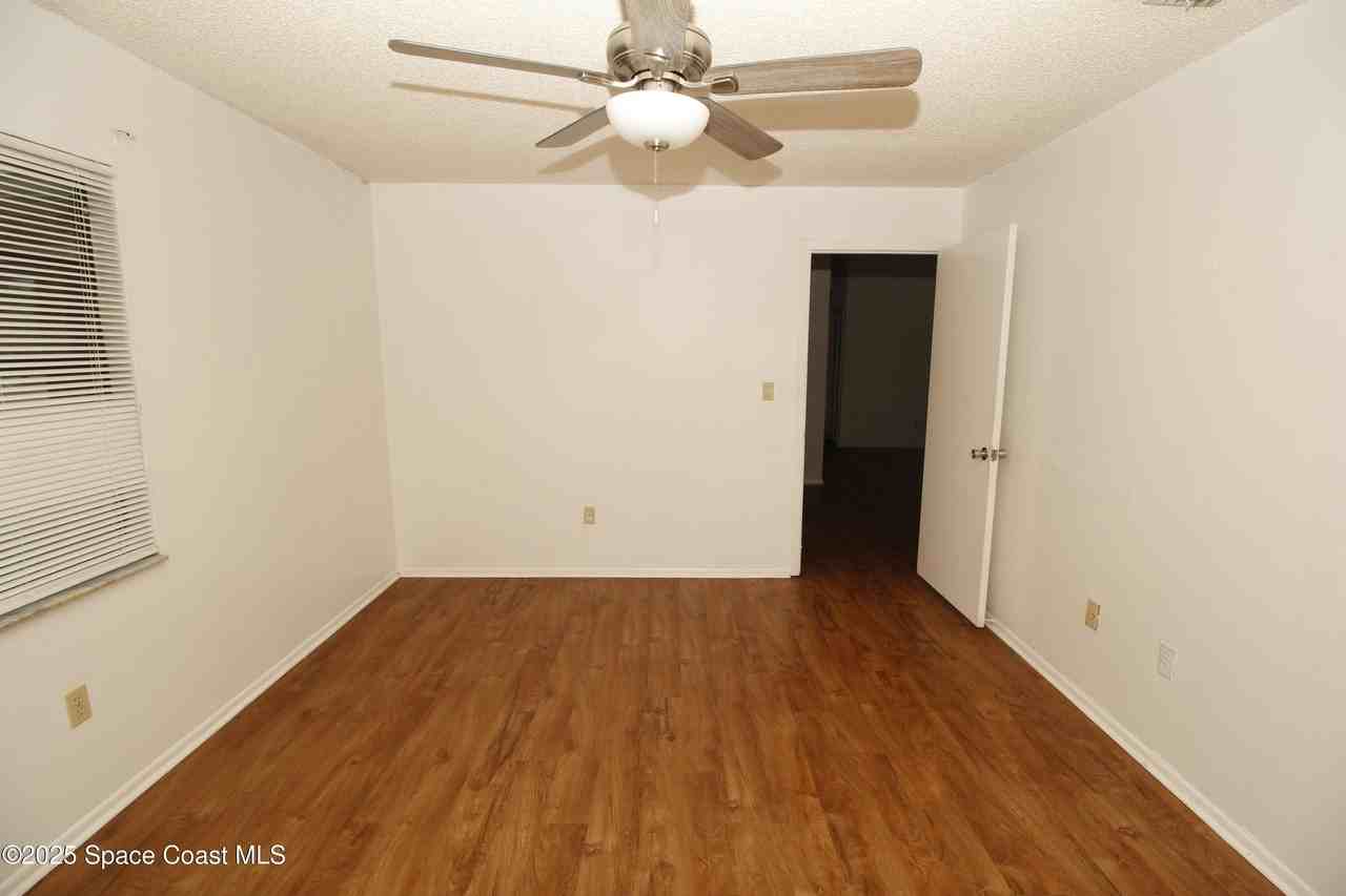 1735 Hazelton St Nw - Photo 7 of 17