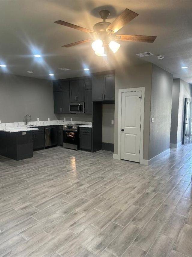 2735 Nora St - Photo 3 of 12