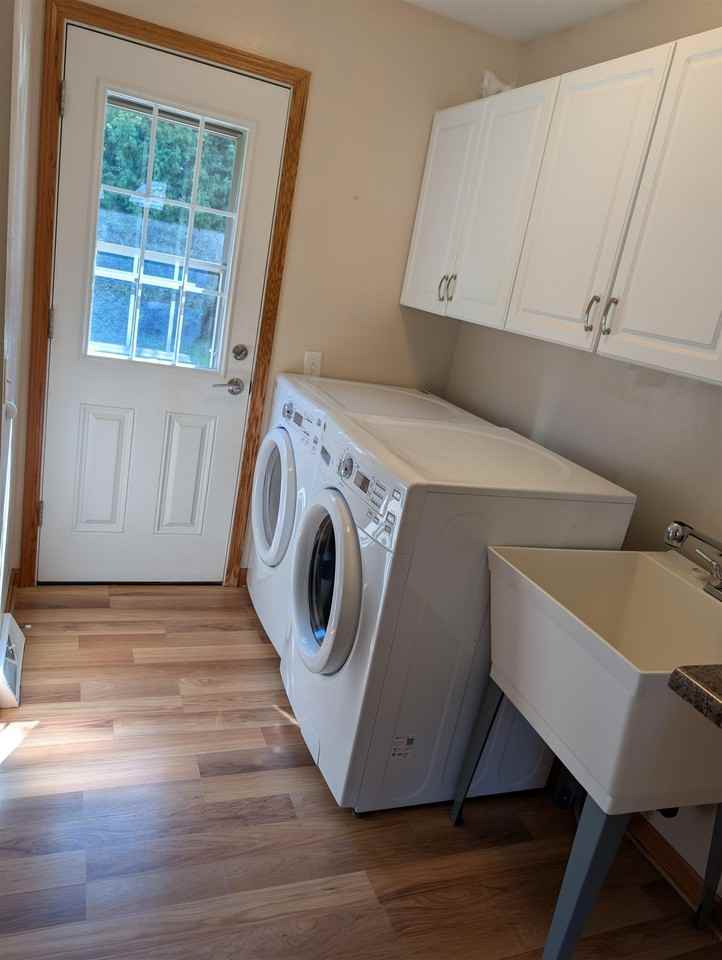 213 S Jefferson St - Photo 3 of 17