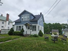 featured image of 218 Wilson St