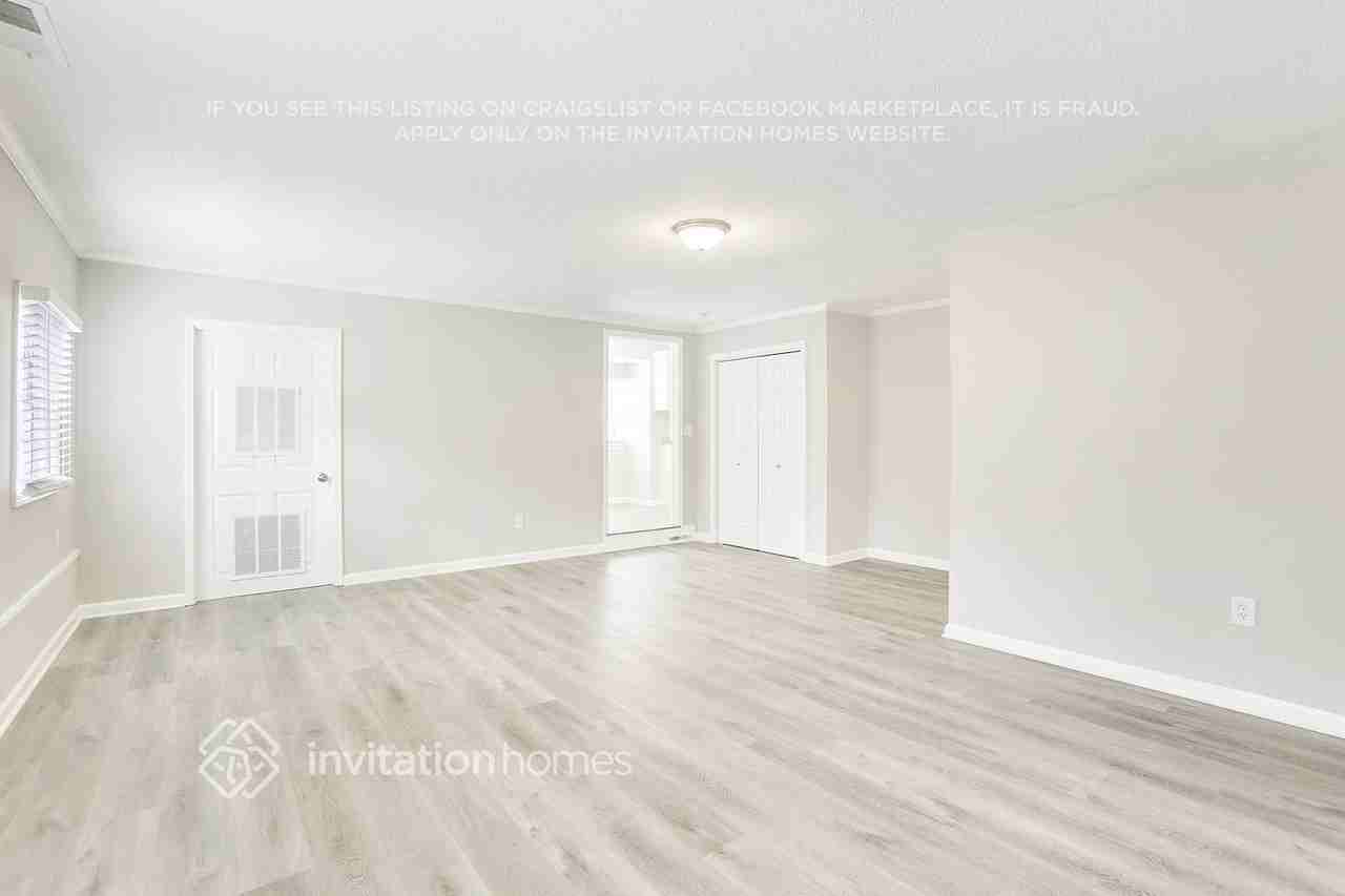 4591 Lindsey Dr - Photo 7 of 26
