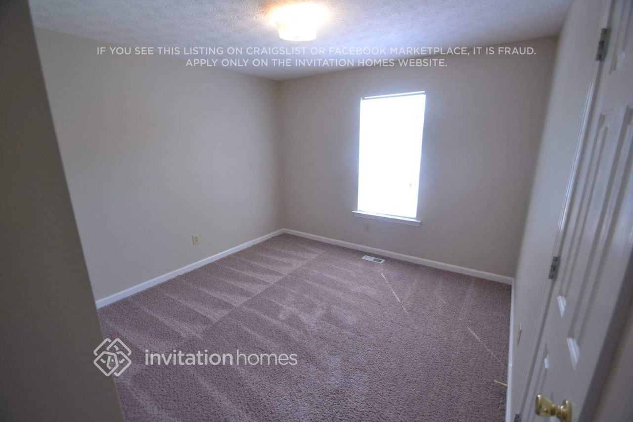 74 Mckinley Ct - Photo 3 of 8