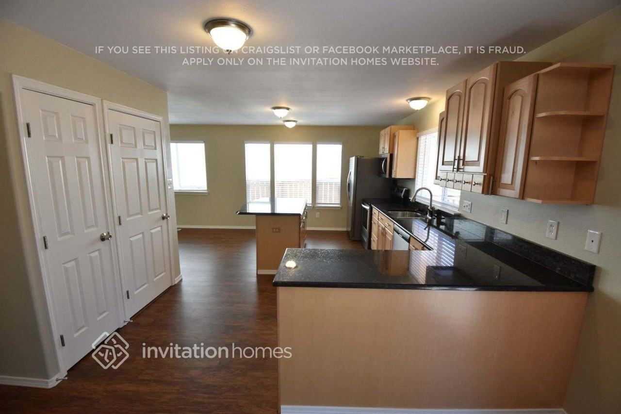 4420 225th Street Ct E - Photo 5 of 11