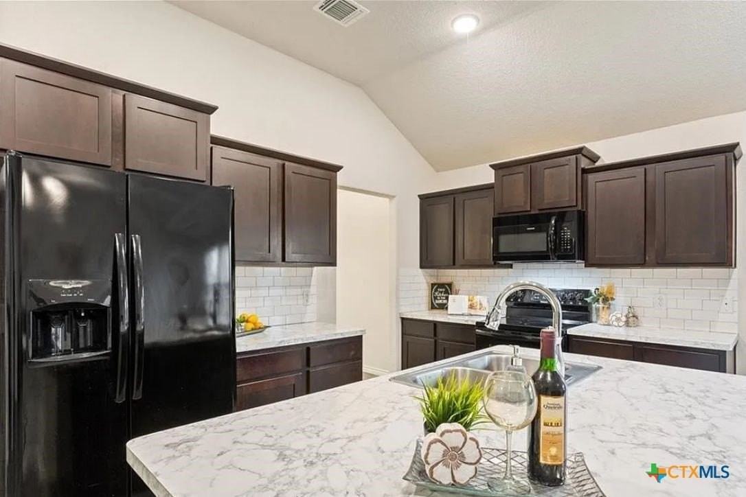 6510 Catherine Dr - Photo 2 of 12