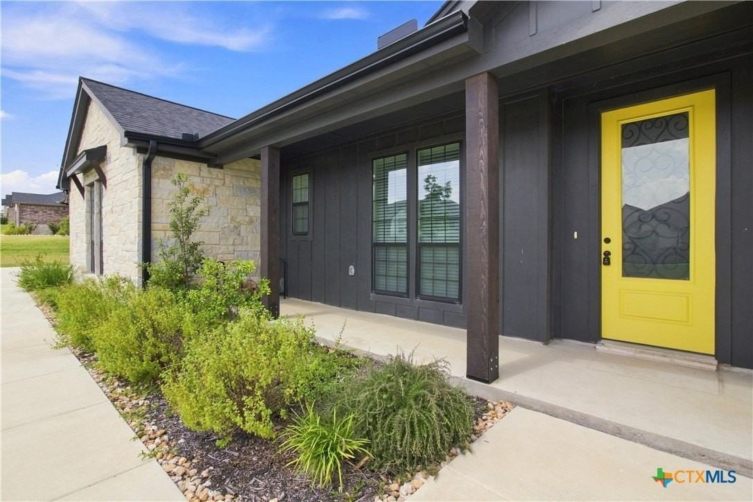 7709 Soapstone Court - Photo 3 of 40