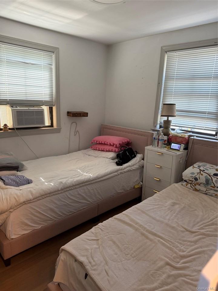 9 Fairview Ave - Photo 2 of 8